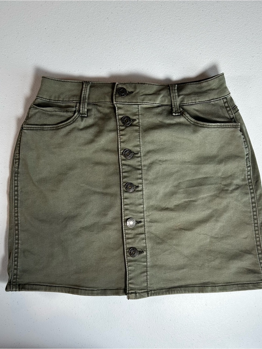 Mudd Olive Green Button Front Mini Skirt Size 5 FLX Stretch Twill Y2K